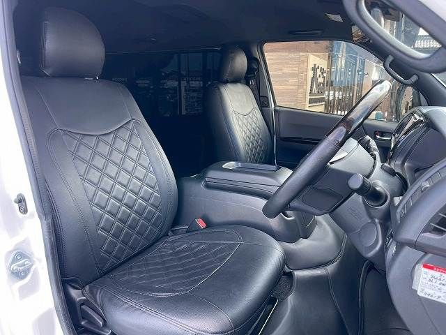 TOYOTA HIACE van 2WD 2021