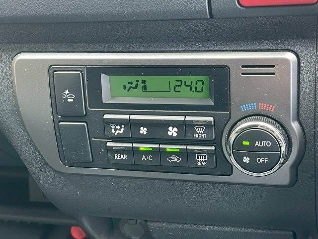 TOYOTA HIACE van 2WD 2021