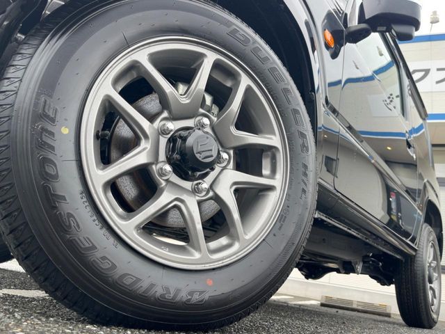 SUZUKI JIMNY 4WD 2025