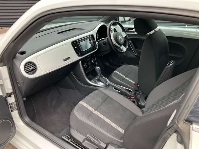 VOLKSWAGEN VOLKSWAGEN The BEETLE 2018