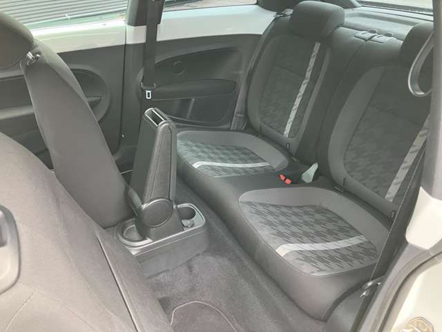 VOLKSWAGEN VOLKSWAGEN The BEETLE 2018