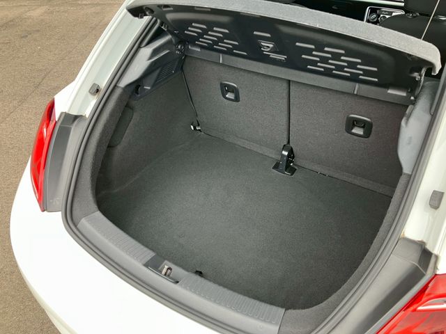 VOLKSWAGEN VOLKSWAGEN The BEETLE 2018