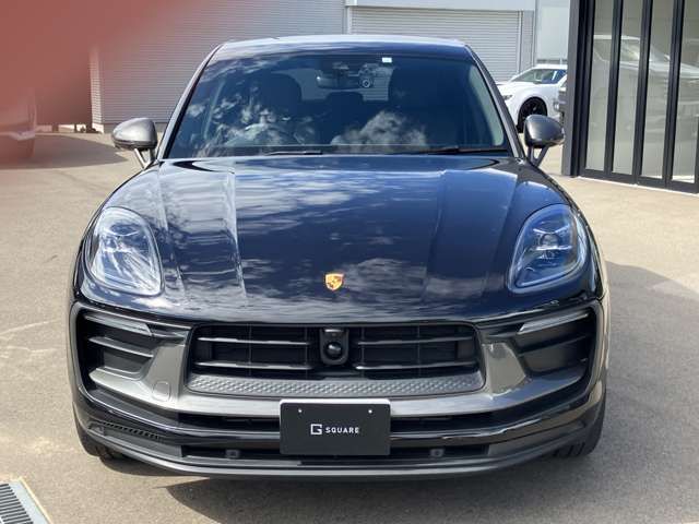 PORSCHE PORSCHE Macan 2023