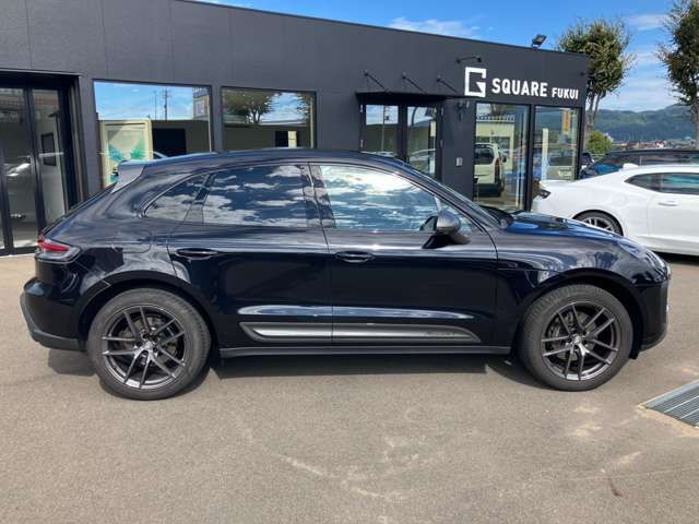 PORSCHE PORSCHE Macan 2023