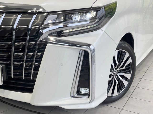 TOYOTA ALPHARD 2022