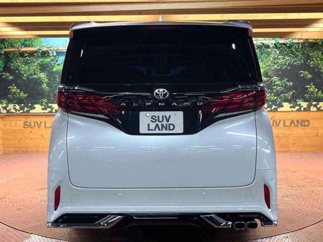 TOYOTA ALPHARD 2024