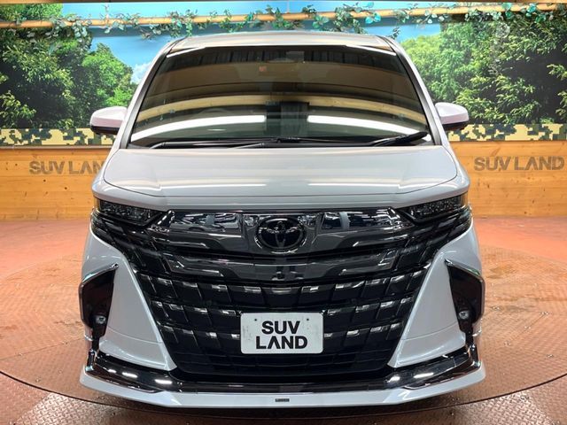 TOYOTA ALPHARD 2024
