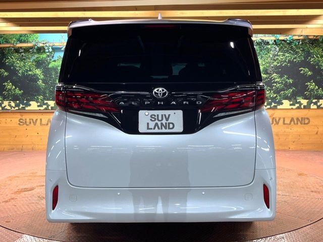 TOYOTA ALPHARD 2024