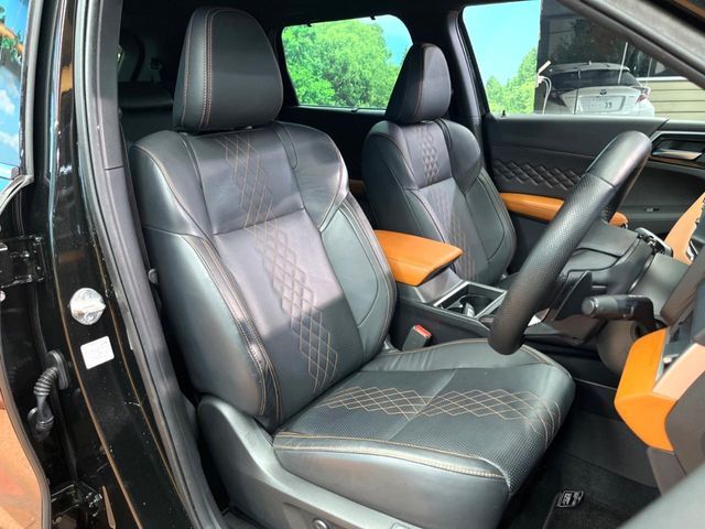 MITSUBISHI OUTLANDER PHEV 2023