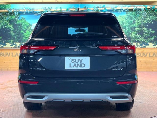 MITSUBISHI OUTLANDER PHEV 2023