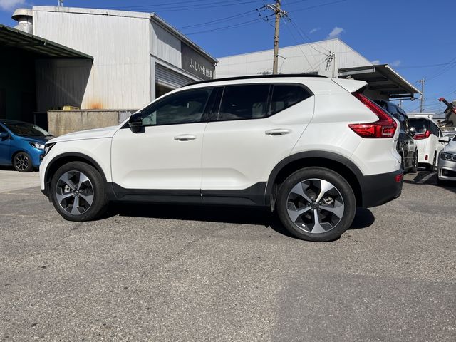 VOLVO VOLVO XC40 2023