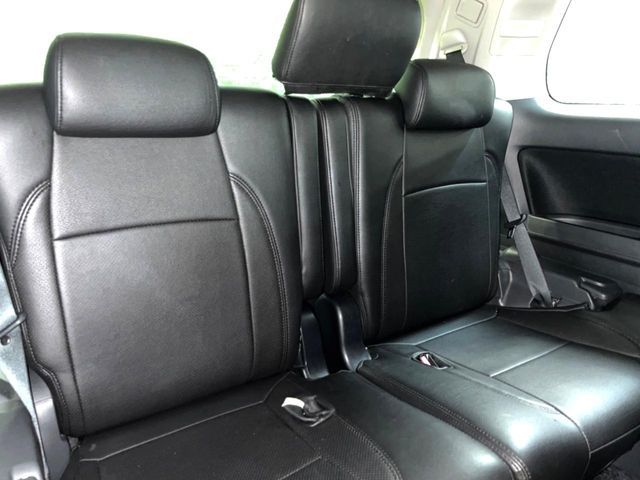 TOYOTA VELLFIRE 2012