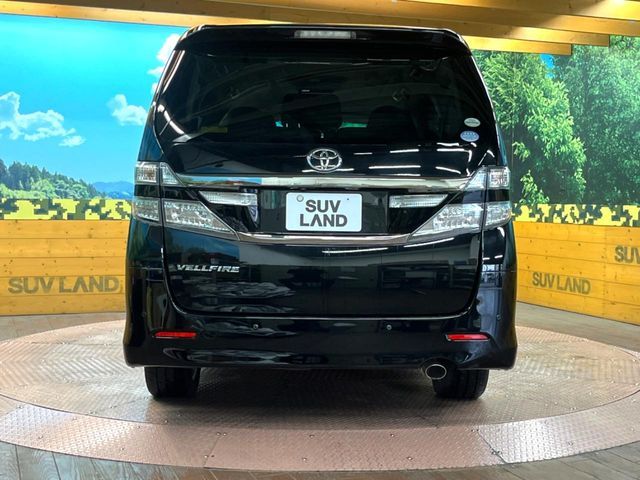 TOYOTA VELLFIRE 2012