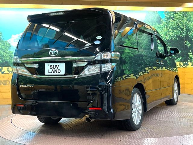 TOYOTA VELLFIRE 2012