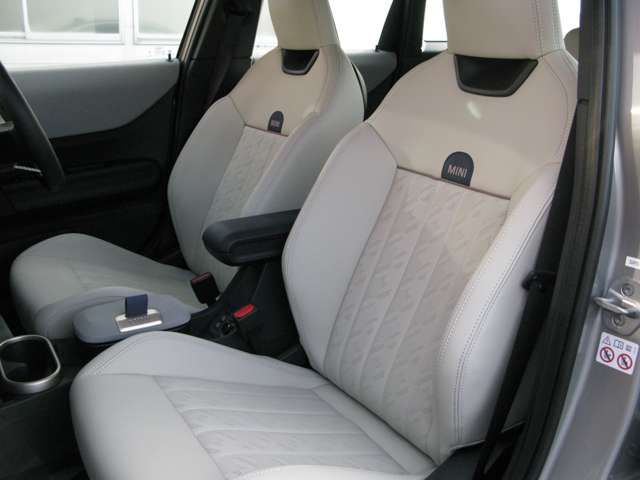 BMW MINI COOPER 5DOOR 2024