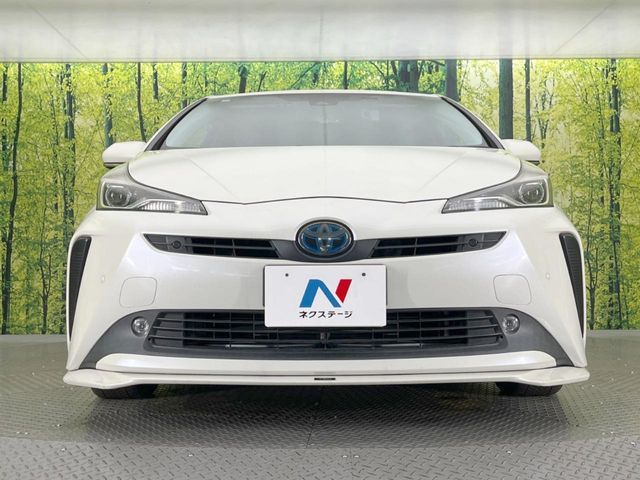 TOYOTA PRIUS 2019