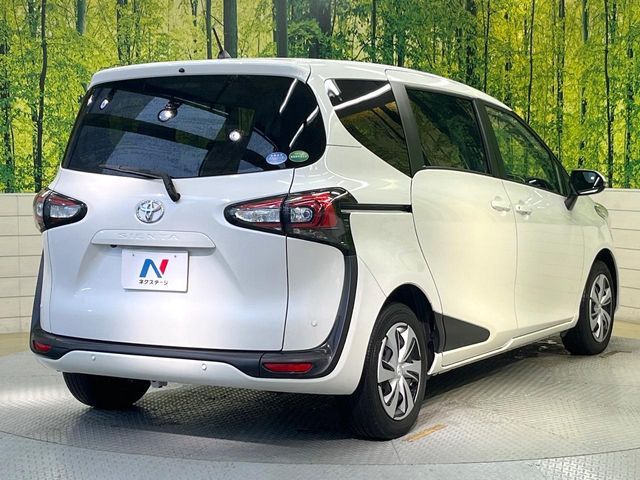 TOYOTA SIENTA 2019