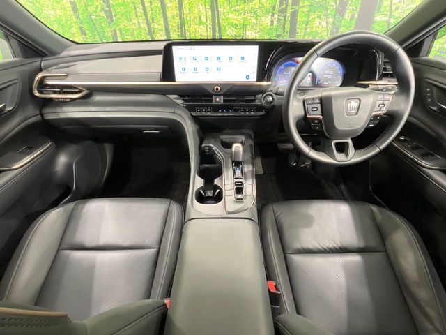 TOYOTA CROWN CROSSOVER 2023