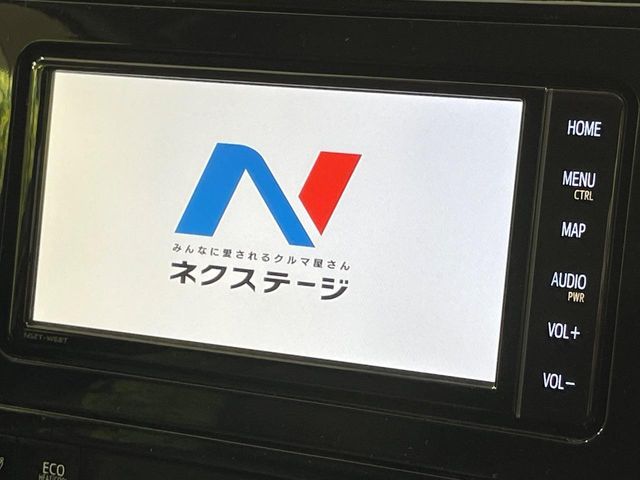 TOYOTA PRIUS 4WD 2018