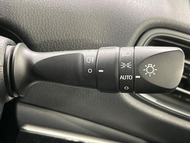 TOYOTA PRIUS 4WD 2018