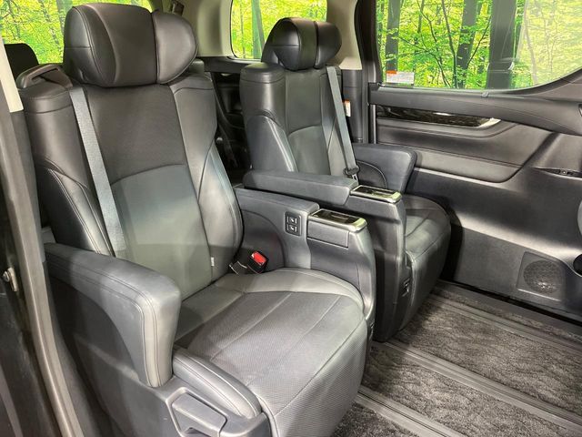 TOYOTA VELLFIRE  HYBRID 4WD 2015