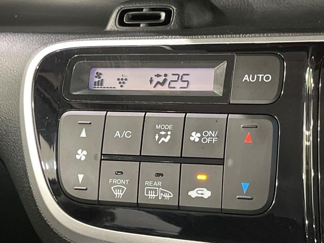 HONDA N BOX CUSTOM 4WD 2015