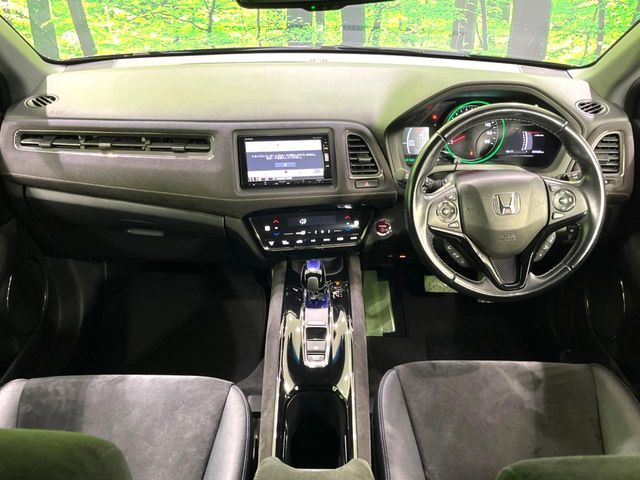 HONDA VEZEL HYBRID 2017