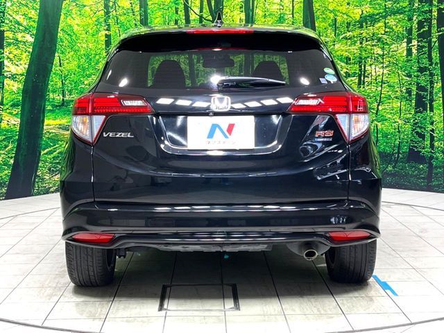 HONDA VEZEL HYBRID 2017