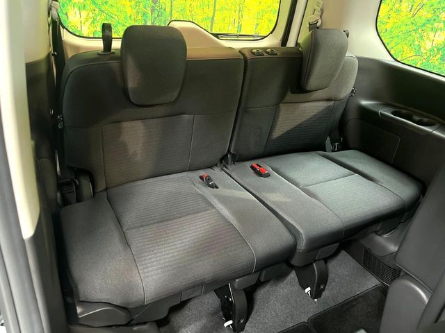 NISSAN SERENA  WG 2025