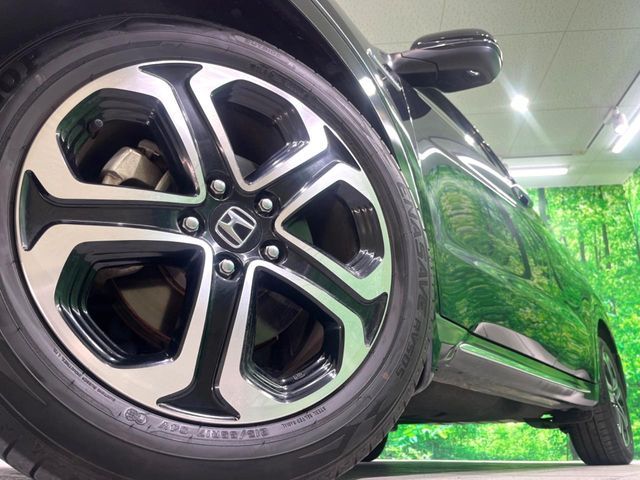 HONDA VEZEL HYBRID 2018