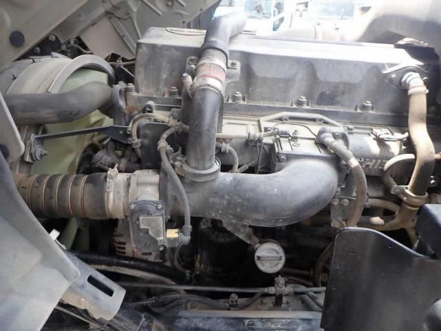 NISSAN DIESEL Quon 2017