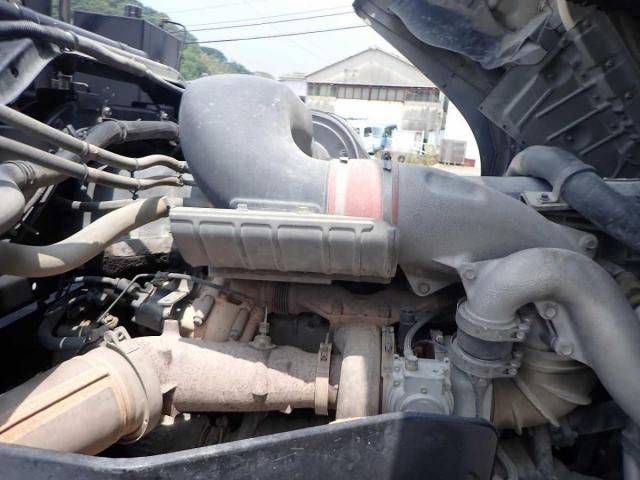 NISSAN DIESEL Quon 2017