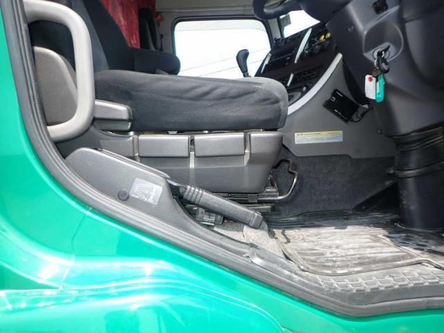 NISSAN DIESEL Quon 2017