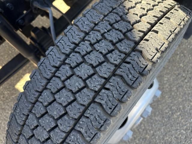 MITSUBISHI FUSOU FIGHTER 2014