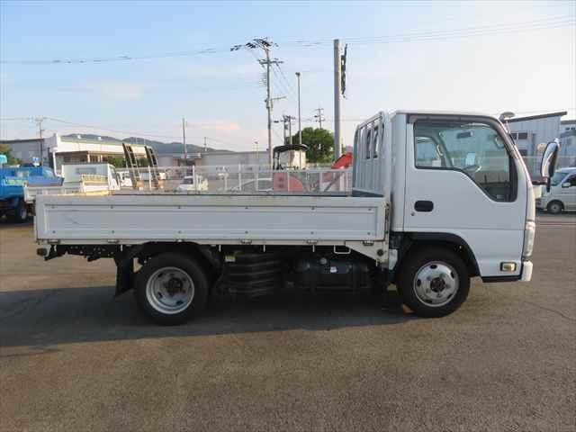 ISUZU ELF 2018