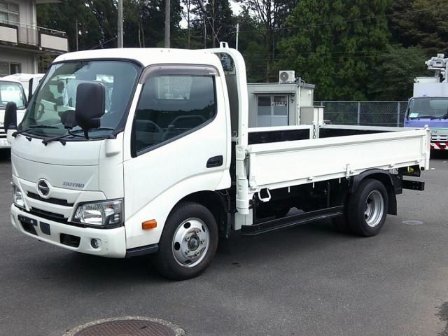 HINO DUTRO 2022