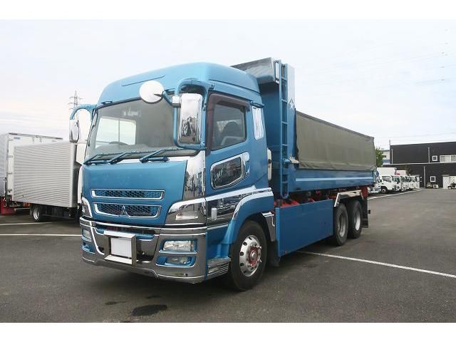 MITSUBISHI FUSOU SUPER GREAT 2015