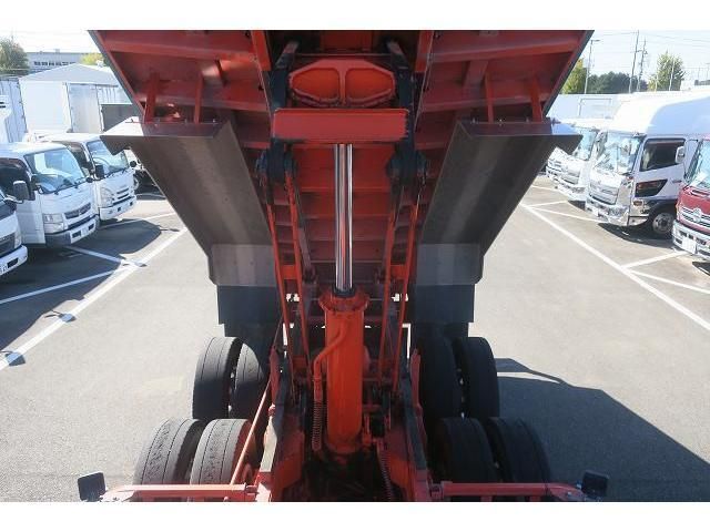 MITSUBISHI FUSOU SUPER GREAT 2015