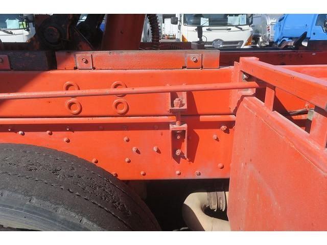 MITSUBISHI FUSOU SUPER GREAT 2015