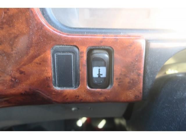 MITSUBISHI FUSOU SUPER GREAT 2015