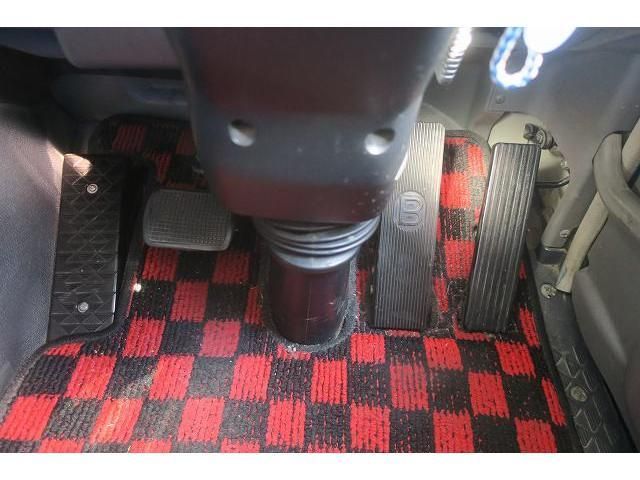 MITSUBISHI FUSOU SUPER GREAT 2015