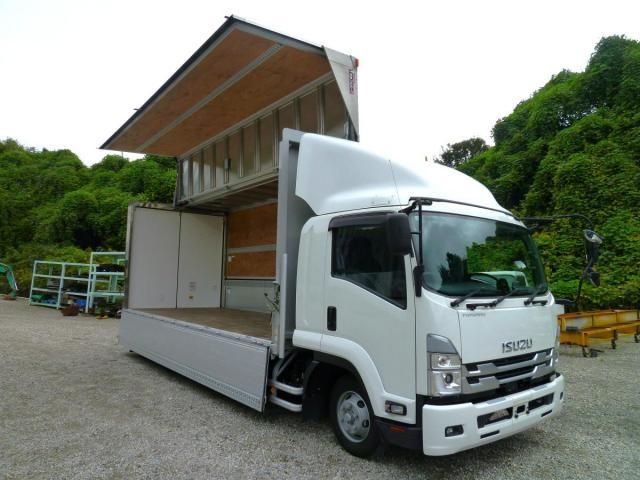 ISUZU FORWARD 2023