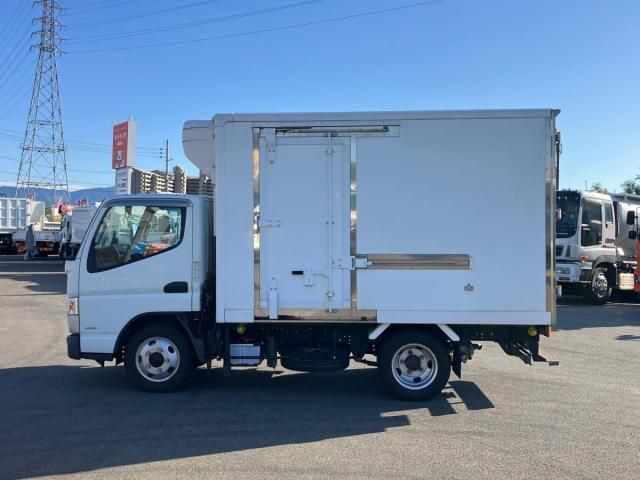 MITSUBISHI CANTER 2018