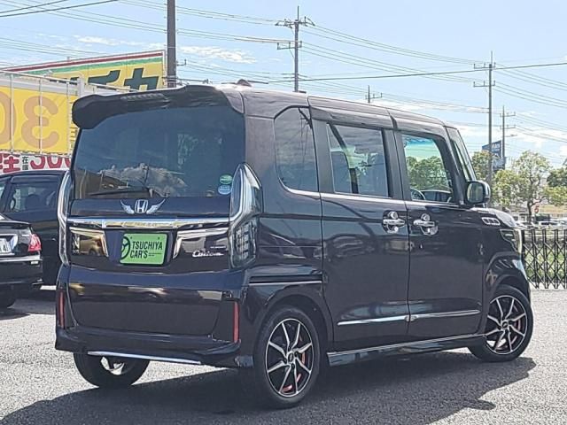 HONDA N BOX CUSTOM 2018