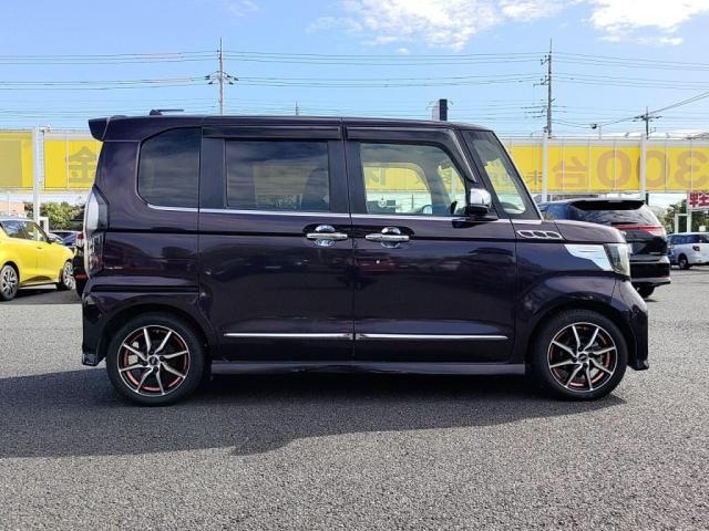 HONDA N BOX CUSTOM 2018