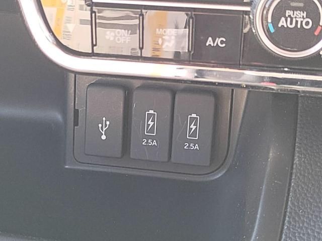 HONDA N BOX CUSTOM 2018