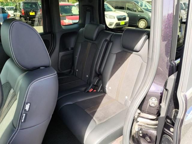 HONDA N BOX CUSTOM 2018