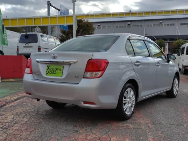 TOYOTA COROLLA AXIO 2012