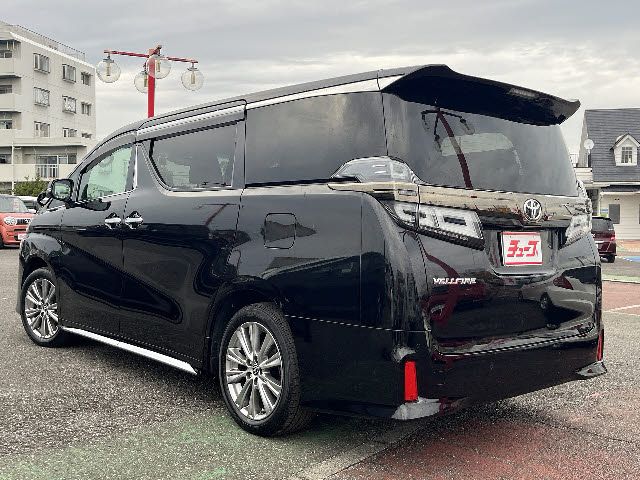 TOYOTA VELLFIRE 2021