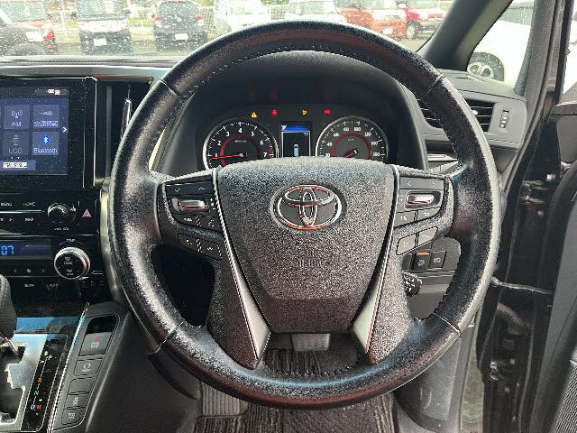 TOYOTA VELLFIRE 2021